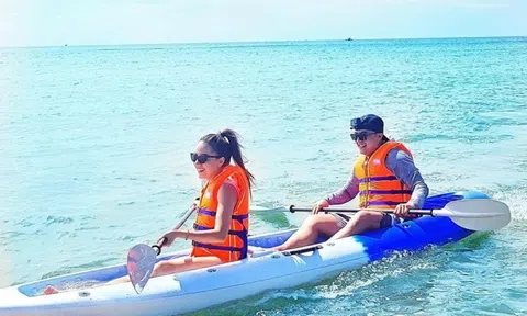 Băng Di kỷ niệm 5 năm yêu bạn trai Việt kiều