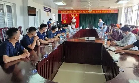 Các chuyên gia Bệnh viện Bạch Mai hỗ trợ tỉnh Đắk Lắk chống dịch