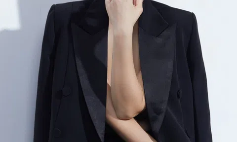 Tú Vi khác lạ với tóc ngắn