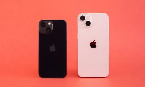 Đại lý giảm giá hơn 3 triệu đồng các bản iPhone 13 bán chậm