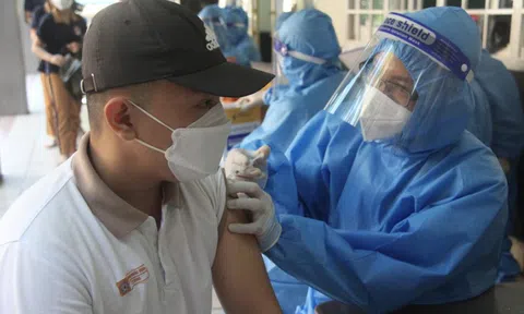 Ngày đầu tiên Đồng Nai tiêm vắc xin cho trẻ em