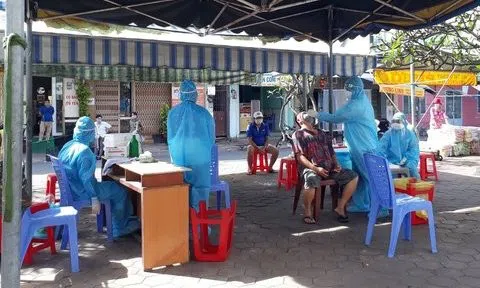 Sóc Trăng: Tổ chức test nhanh Covid-19 cho cán bộ, công chức, viên chức