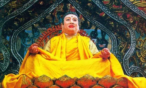 Phật Tổ phim 'Tây du ký' vẫn đắt show ở tuổi 82