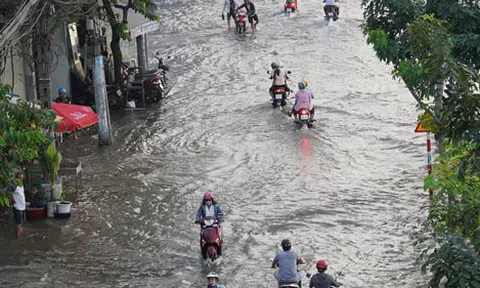 Khu trung tâm cũng ngập, dân mong dự án ngăn triều