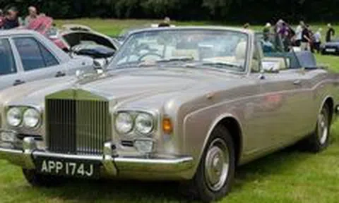 Bộ sưu tập siêu xe sang hàng hiếm của võ sĩ Muhammad Ali