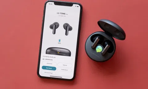 LG Tonefree FP8: Tai nghe có chất âm lạ, trải nghiệm đeo tốt