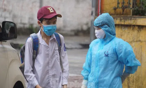 Xuất hiện 2 ca F0, hàng vạn học sinh ở Hải Phòng tạm dừng đến trường