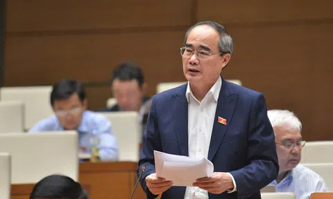 Cần gì để đoàn tàu kinh tế TP HCM vận hành trở lại?