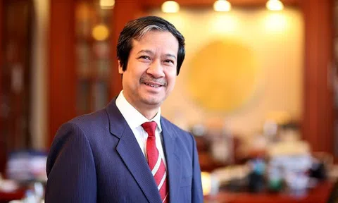 Bộ trưởng Bộ Giáo dục: Tăng cường năng lực ngoại ngữ là quan trọng nhưng trước hết, học sinh phải giỏi tiếng Việt