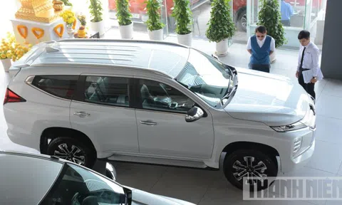 Tiêu thụ xe SUV 7 chỗ gia tăng, Ford Everest bám đuổi Toyota Fortuner