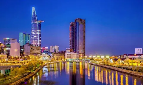 Thúc đẩy TP HCM trở thành trung tâm tài chính quốc tế, phát triển chuỗi công nghiệp gắn với hành lang kinh tế xuyên Á