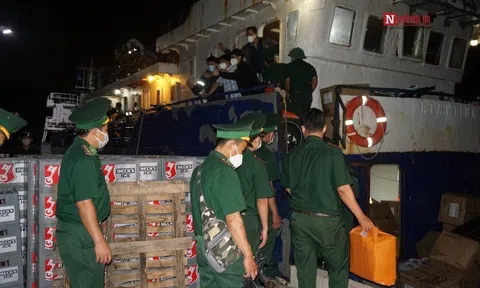 Bình Thuận: Đoàn y bác sĩ và Bộ đội Biên phòng chi viện, tiếp sức cho huyện đảo Phú Quý