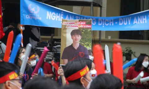 Chung kết Olympia: "Nóng bỏng'' ở điểm cầu xứ Nghệ của thí sinh cuối cùng