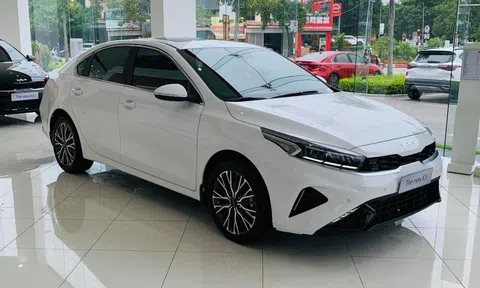 Giá cạnh tranh, KIA K3 hút khách nhất phân khúc sedan hạng C