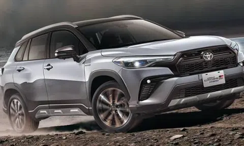 Toyota Corolla Cross GR Sport tiến sát thị trường Việt Nam
