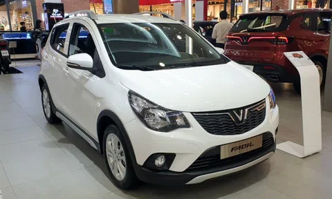 Ô tô cỡ nhỏ: Bỏ xa Hyundai Grand i10, VinFast Fadil tiến sát ngôi vương