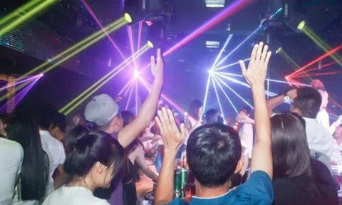 Quán bar, karaoke, vũ trường, massage tại TP Hồ Chí Minh được mở cửa có điều kiện