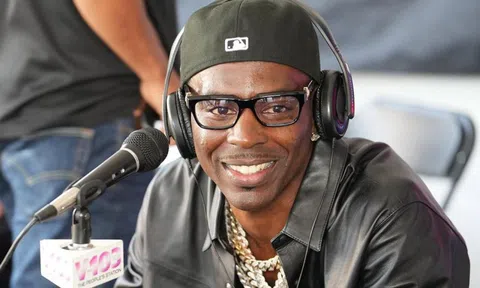 Rapper Mỹ bị bắn chết trên phố