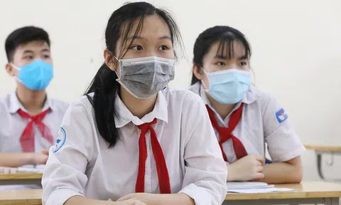 [NÓNG] Hà Nội cho học sinh khối 9 ở 17 huyện, thị xã trở lại trường từ 22/11