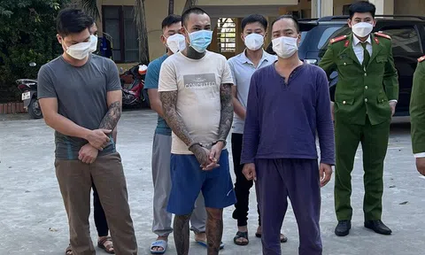 Núp bóng tiệm mua bán ôtô cho vay "tín dụng đen" với lãi suất "cắt cổ"