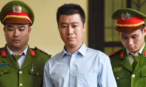 Phan Sào Nam ngồi tù trở lại, Trung tướng Trần Văn Độ nói đây là việc hi hữu trong lịch sử