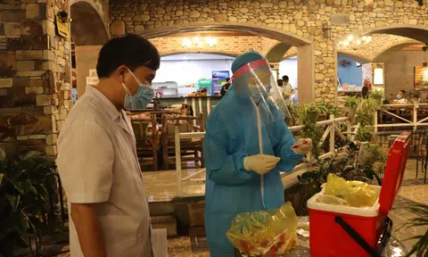 2 F0 liên quan chương trình xiếc có hàng trăm người ở Quảng Ninh, trong đó có một lái xe