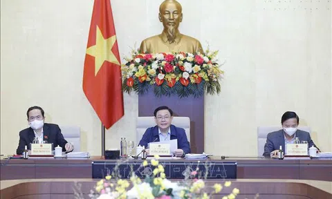 Chuẩn bị các nội dung trình tại Kỳ họp bất thường của Quốc hội khóa XV