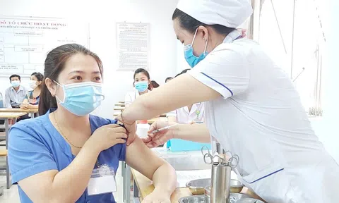 Đến chiều 26/11, đã tiêm hơn 116,4 triệu liều vaccine phòng COVID-19