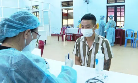 Đảm bảo cho can phạm nhân được tiêm chủng vắc - xin đầy đủ, đúng quy trình