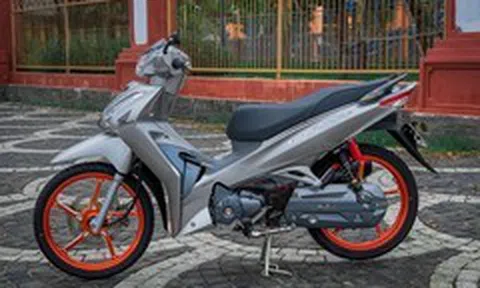Honda Future 125 gắn loạt đồ chơi 'xịn' tại Đà Nẵng