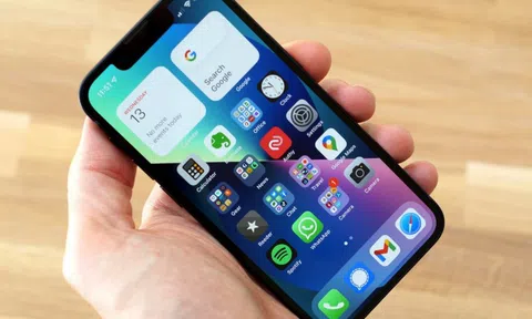 Pin trên iPhone 13 mini tốt hơn thế hệ trước