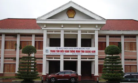 Quảng Nam khuyến khích cán bộ mất uy tín chủ động xin nghỉ việc