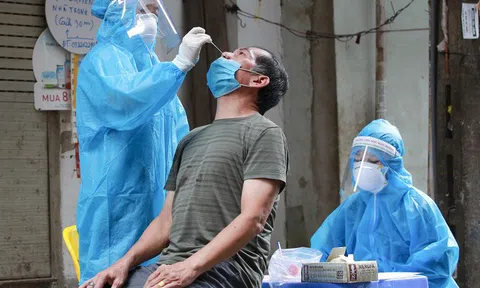 Hà Nội lần đầu tiên ghi nhận số mắc Covid-19 vượt mức 500 ca một ngày