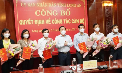 Long An bổ nhiệm, điều động nhiều cán bộ