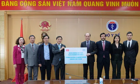 Bộ Y tế tiếp nhận 500.000 liều vaccine AstraZeneca do Argentina trao tặng