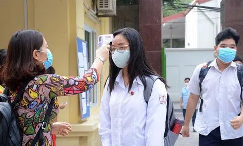 Phụ huynh Hà Nội 'đau đầu' không biết con mình có thuộc diện được đi học trực tiếp