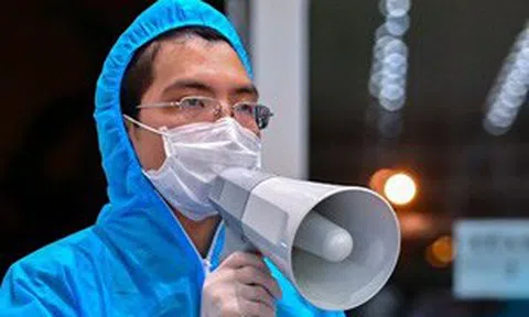 Hà Nội khẩn tìm người đến chợ đầu mối tại quận Hoàng Mai