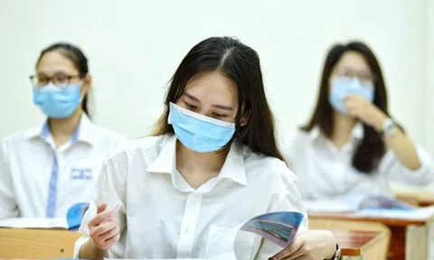 [NÓNG] Hà Nội: Học sinh lớp 12 đi học trực tiếp, lớp 10 và 11 tiếp tục học trực tuyến