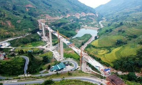 Thẩm định Dự án đường nối đường cao tốc Nội Bài-Lào Cai đến Sapa