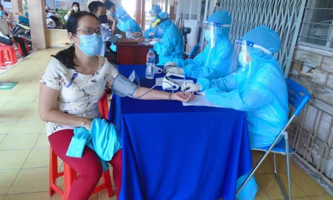 TPHCM tiêm mũi 3 vắc xin phòng COVID-19 từ ngày 10/12