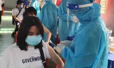 Bình Dương: Số F0 tăng nhanh dù tỉ lệ bao phủ vắc-xin Covid-19 rất cao