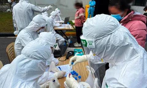 9 cô gái trẻ làm nghề tự do tại Đồ Sơn mắc Covid-19