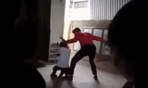 CLIP: Xôn xao thông tin thầy giáo đánh nhiều học sinh dã man