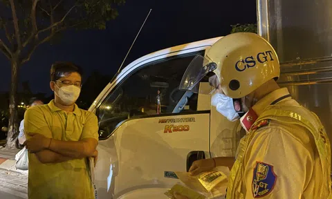 Phạt đến 12 triệu đồng đối với ôtô kinh doanh vận tải không lắp camera