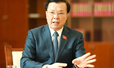 Bí thư Đinh Tiến Dũng: Một phường có 9 vạn dân mà chỉ có 1 trạm y tế