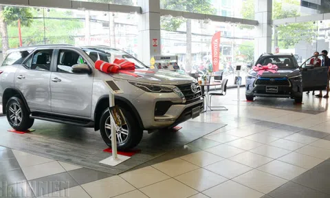 Toyota rút ngắn khoảng cách với Hyundai, Suzuki vượt mặt Honda