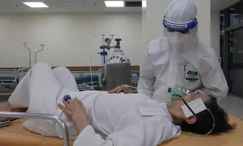 UBND TP HCM vừa kiến nghị Bộ Y tế hỗ trợ thành phố 3.000 bác sĩ, điều dưỡng