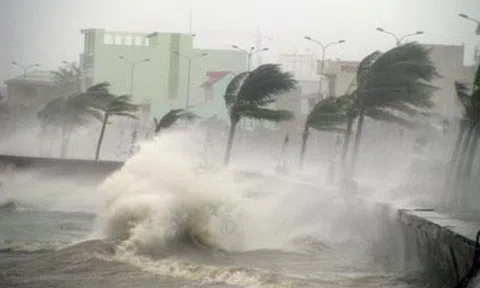 Bão Rai thành "siêu bão", di chuyển nhanh, giật trên cấp 17