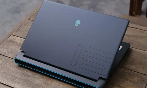 Đánh giá Alienware M15 R6 - laptop gaming thiết kế tương lai