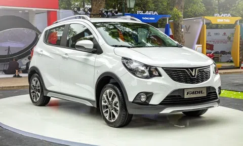 Top 10 xe bán chạy nhất thị trường tháng 10/2021